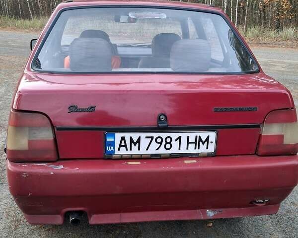 Червоний ЗАЗ 1103 Славута, об'ємом двигуна 1.2 л та пробігом 220 тис. км за 600 $, фото 3 на Automoto.ua