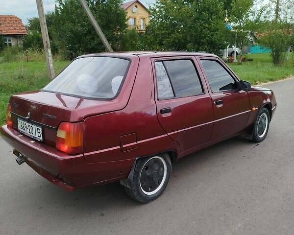 ЗАЗ 1103 Славута 2001 в Ивано-Франковске на Automoto.ua Красный ЗАЗ 1103 Славута, объемом двигателя 0 л и пробегом 51 тыс. км за 1150 $, фото 2 на Automoto.ua