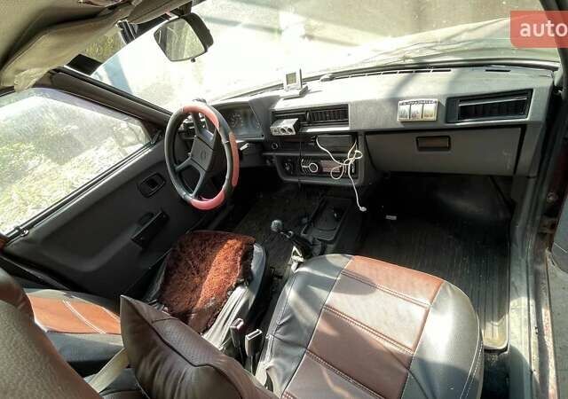 Красный ЗАЗ 1103 Славута, объемом двигателя 1.2 л и пробегом 70 тыс. км за 1000 $, фото 6 на Automoto.ua