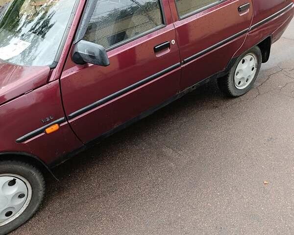 Красный ЗАЗ 1103 Славута, объемом двигателя 1.2 л и пробегом 125 тыс. км за 850 $, фото 1 на Automoto.ua