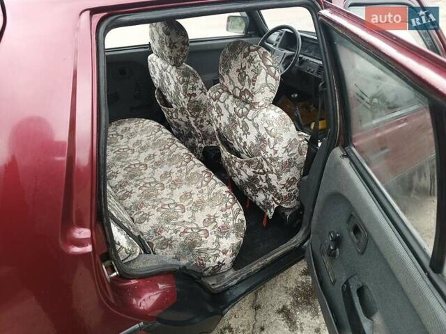 ЗАЗ 1103 Славута 2001 в Олевске на Automoto.ua Красный ЗАЗ 1103 Славута, объемом двигателя 1.2 л и пробегом 120 тыс. км за 799 $, фото 5 на Automoto.ua