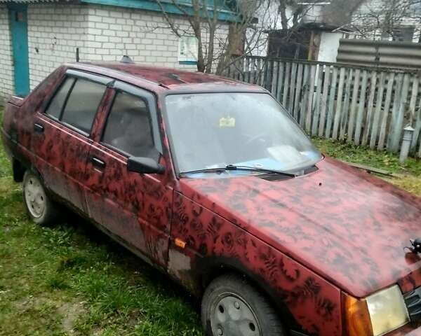 Червоний ЗАЗ 1103 Славута, об'ємом двигуна 1.2 л та пробігом 108 тис. км за 500 $, фото 1 на Automoto.ua