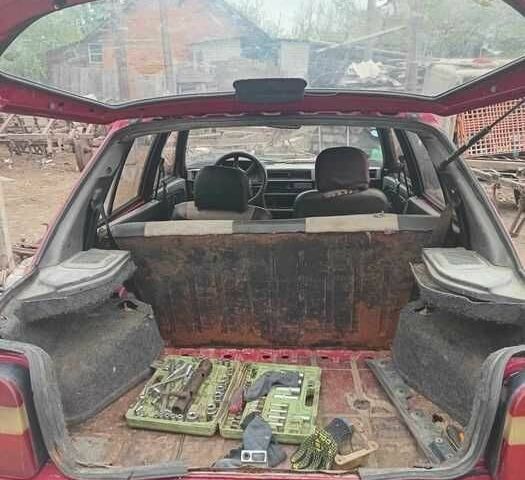 Червоний ЗАЗ 1103 Славута, об'ємом двигуна 1.2 л та пробігом 45 тис. км за 358 $, фото 5 на Automoto.ua