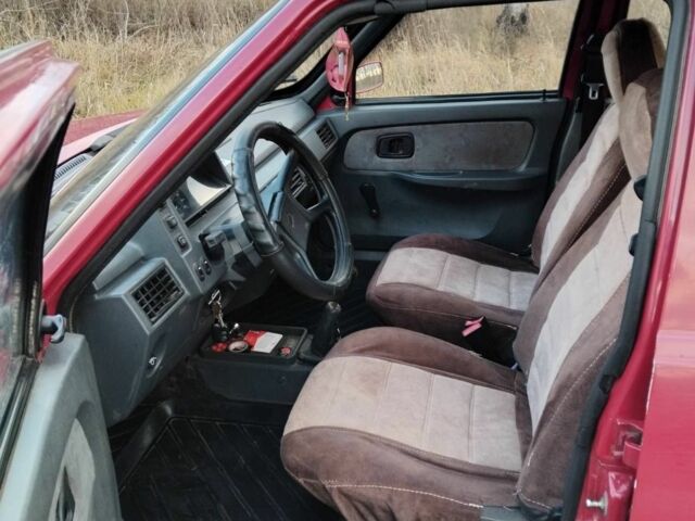 Красный ЗАЗ 1103 Славута, объемом двигателя 1.3 л и пробегом 112 тыс. км за 1300 $, фото 9 на Automoto.ua