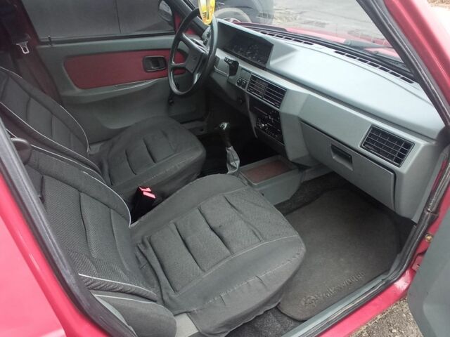 Красный ЗАЗ 1103 Славута, объемом двигателя 1.2 л и пробегом 119 тыс. км за 900 $, фото 10 на Automoto.ua