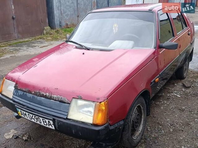 Красный ЗАЗ 1103 Славута, объемом двигателя 1.2 л и пробегом 118 тыс. км за 900 $, фото 2 на Automoto.ua