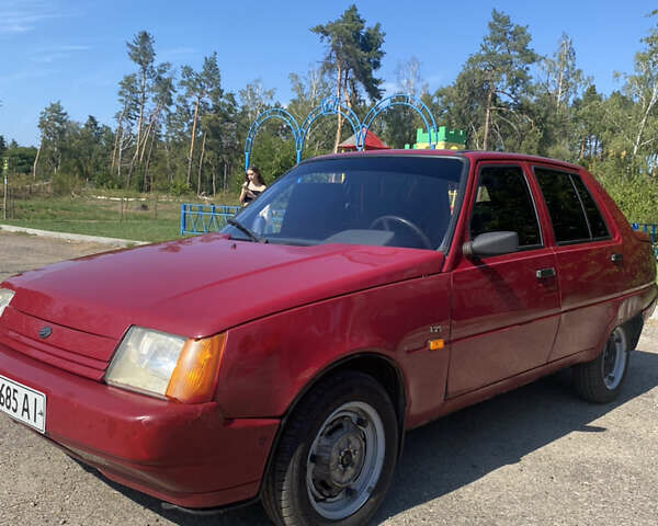 Червоний ЗАЗ 1103 Славута, об'ємом двигуна 1.2 л та пробігом 42 тис. км за 1300 $, фото 4 на Automoto.ua