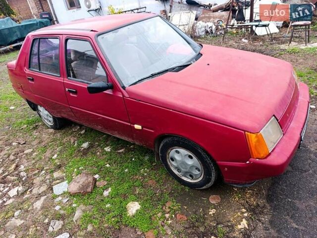Красный ЗАЗ 1103 Славута, объемом двигателя 1.2 л и пробегом 156 тыс. км за 1100 $, фото 5 на Automoto.ua