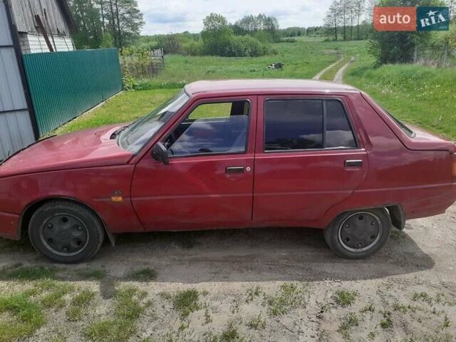 Червоний ЗАЗ 1103 Славута, об'ємом двигуна 1.2 л та пробігом 210 тис. км за 721 $, фото 9 на Automoto.ua