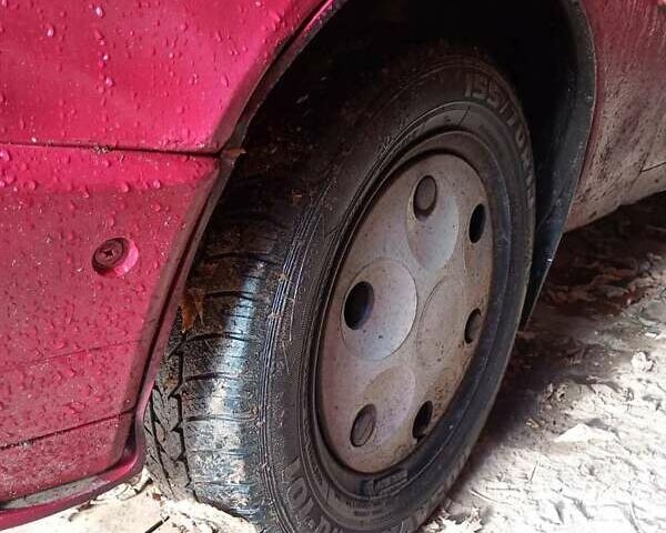 Красный ЗАЗ 1103 Славута, объемом двигателя 1.2 л и пробегом 170 тыс. км за 830 $, фото 6 на Automoto.ua