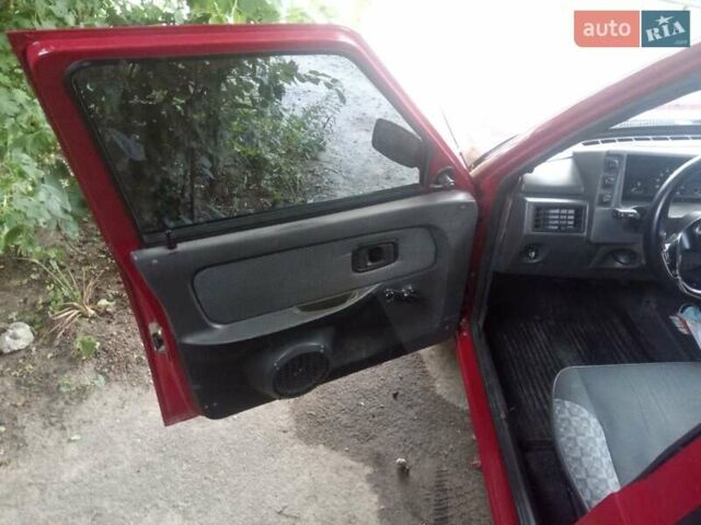 Красный ЗАЗ 1103 Славута, объемом двигателя 1.2 л и пробегом 173 тыс. км за 1600 $, фото 3 на Automoto.ua