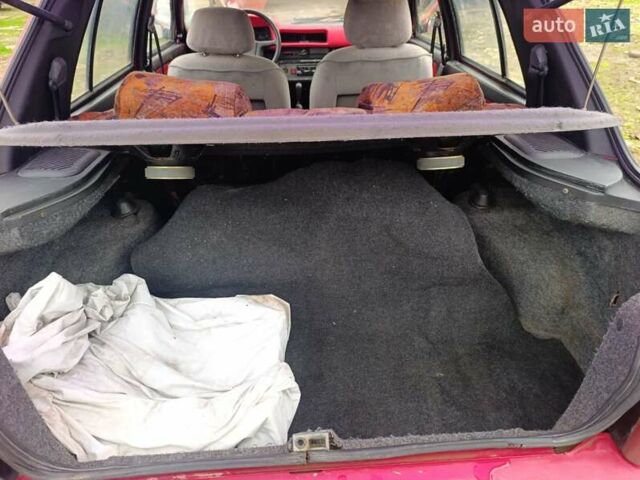 Красный ЗАЗ 1103 Славута, объемом двигателя 1.2 л и пробегом 156 тыс. км за 1100 $, фото 6 на Automoto.ua