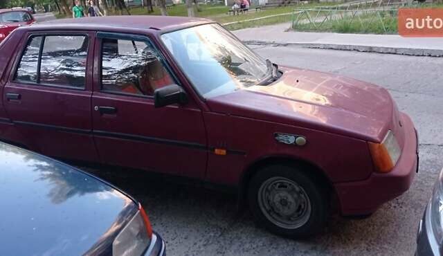 Червоний ЗАЗ 1103 Славута, об'ємом двигуна 1.2 л та пробігом 70 тис. км за 600 $, фото 1 на Automoto.ua