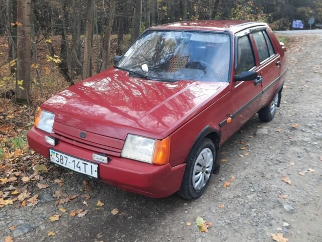 Красный ЗАЗ 1103 Славута, объемом двигателя 0 л и пробегом 73 тыс. км за 750 $, фото 1 на Automoto.ua