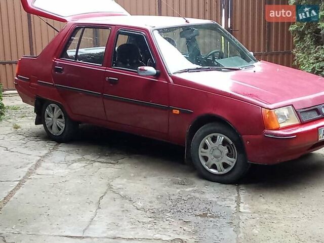 Красный ЗАЗ 1103 Славута, объемом двигателя 1.2 л и пробегом 120 тыс. км за 700 $, фото 10 на Automoto.ua