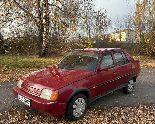 Червоний ЗАЗ 1103 Славута, об'ємом двигуна 1.2 л та пробігом 110 тис. км за 1350 $, фото 3 на Automoto.ua