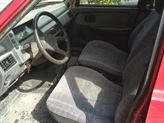 Красный ЗАЗ 1103 Славута, объемом двигателя 1.2 л и пробегом 98 тыс. км за 599 $, фото 4 на Automoto.ua