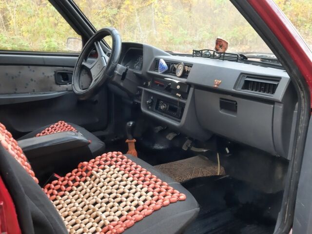 Красный ЗАЗ 1103 Славута, объемом двигателя 0 л и пробегом 73 тыс. км за 750 $, фото 3 на Automoto.ua