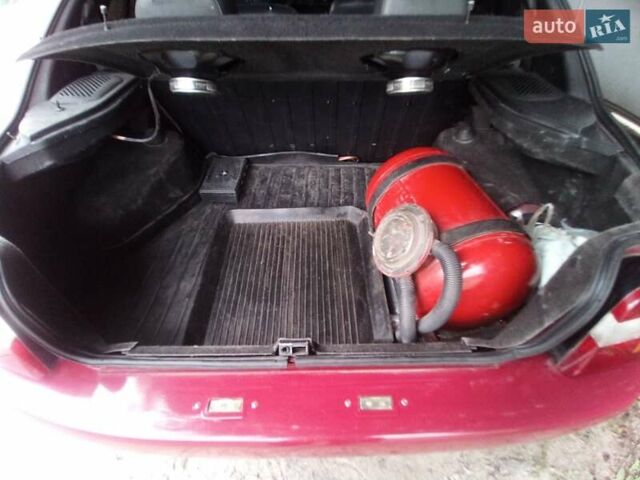 Красный ЗАЗ 1103 Славута, объемом двигателя 1.2 л и пробегом 173 тыс. км за 1600 $, фото 9 на Automoto.ua