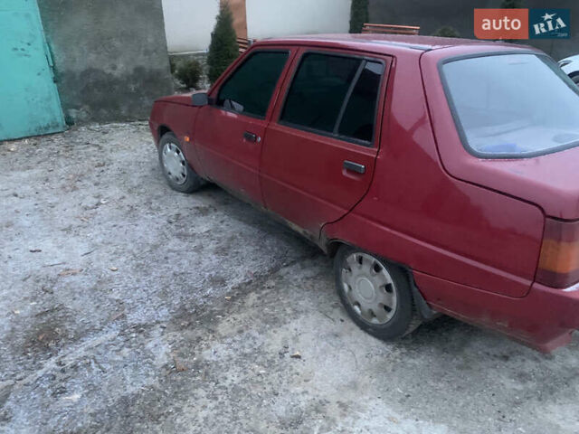 Красный ЗАЗ 1103 Славута, объемом двигателя 1.2 л и пробегом 120 тыс. км за 750 $, фото 4 на Automoto.ua