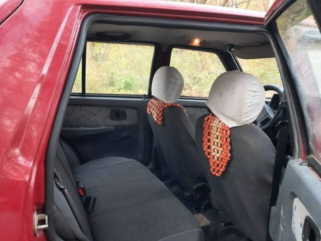 Красный ЗАЗ 1103 Славута, объемом двигателя 0 л и пробегом 73 тыс. км за 750 $, фото 5 на Automoto.ua