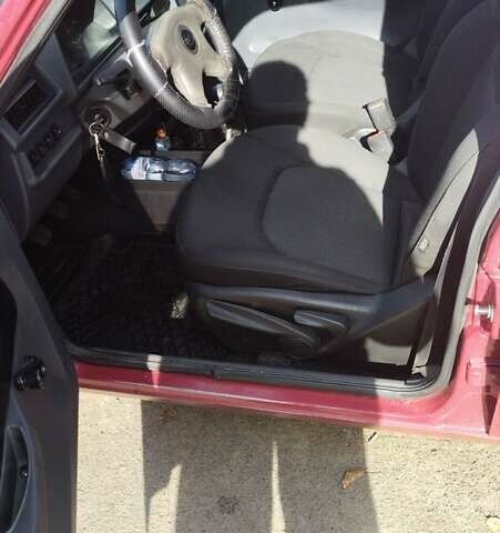 ЗАЗ 1103 Славута 2003 в Кропивницком (Кировограде) на Automoto.ua Красный ЗАЗ 1103 Славута, объемом двигателя 1.2 л и пробегом 130 тыс. км за 1700 $, фото 7 на Automoto.ua