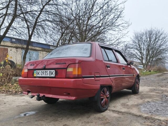 Красный ЗАЗ 1103 Славута, объемом двигателя 1.2 л и пробегом 83 тыс. км за 850 $, фото 2 на Automoto.ua