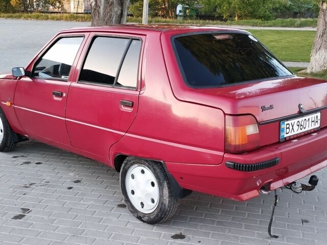 Красный ЗАЗ 1103 Славута, объемом двигателя 1.2 л и пробегом 65 тыс. км за 1350 $, фото 3 на Automoto.ua