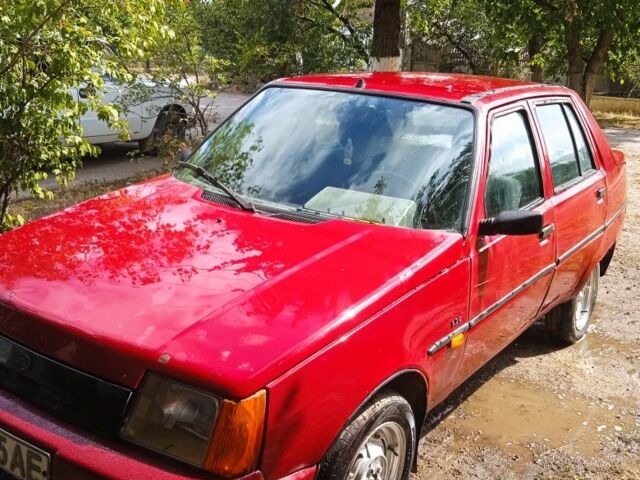 Красный ЗАЗ 1103 Славута, объемом двигателя 1.2 л и пробегом 98 тыс. км за 599 $, фото 1 на Automoto.ua