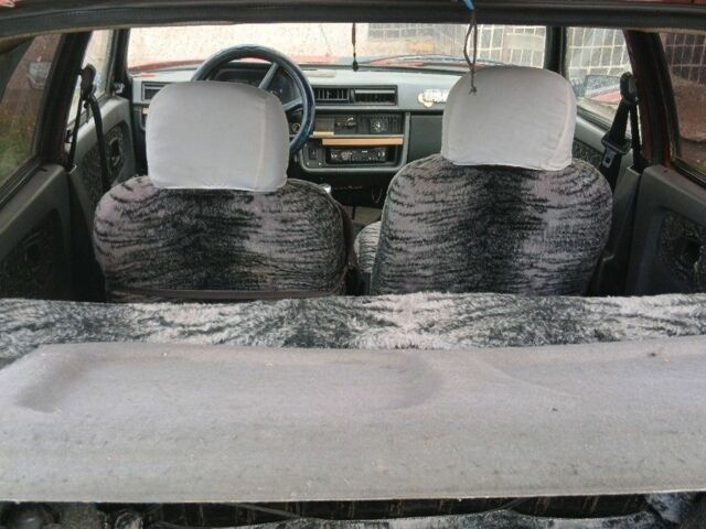 Красный ЗАЗ 1103 Славута, объемом двигателя 1.2 л и пробегом 170 тыс. км за 950 $, фото 10 на Automoto.ua