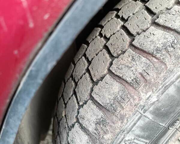 Червоний ЗАЗ 1103 Славута, об'ємом двигуна 1.3 л та пробігом 170 тис. км за 1100 $, фото 4 на Automoto.ua