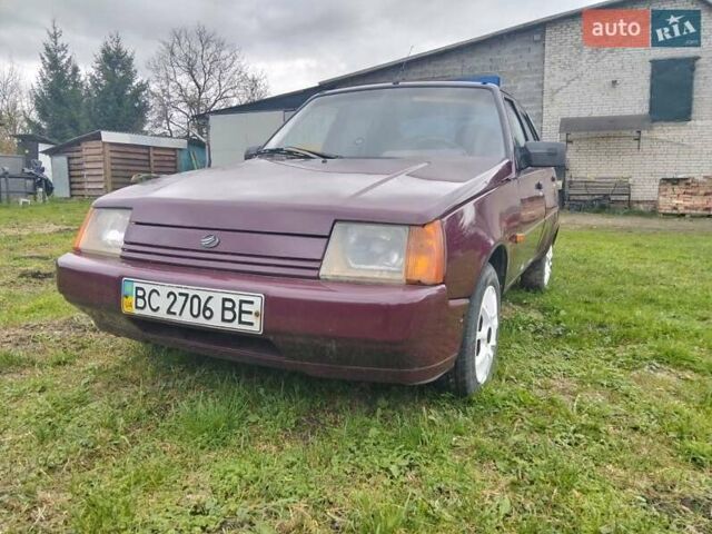 Красный ЗАЗ 1103 Славута, объемом двигателя 1.2 л и пробегом 212 тыс. км за 1718 $, фото 5 на Automoto.ua