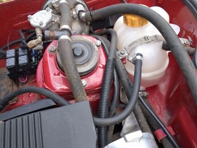 Красный ЗАЗ 1103 Славута, объемом двигателя 1 л и пробегом 100 тыс. км за 1200 $, фото 6 на Automoto.ua