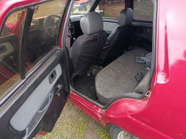 Красный ЗАЗ 1103 Славута, объемом двигателя 0 л и пробегом 134 тыс. км за 800 $, фото 9 на Automoto.ua