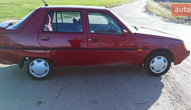 Красный ЗАЗ 1103 Славута, объемом двигателя 1.2 л и пробегом 48 тыс. км за 1599 $, фото 6 на Automoto.ua