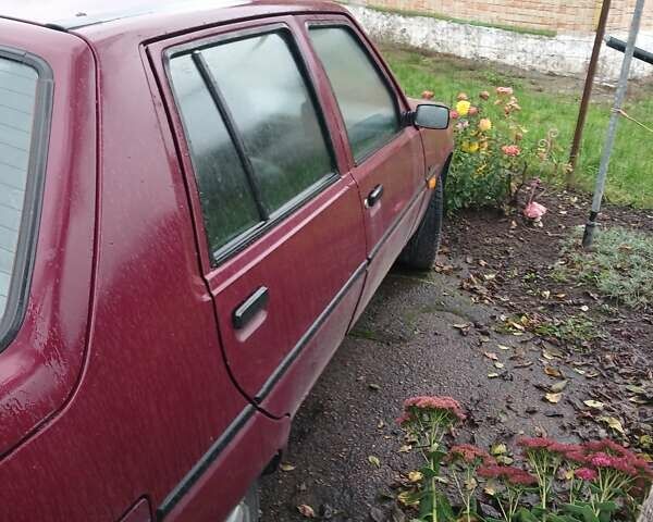 Червоний ЗАЗ 1103 Славута, об'ємом двигуна 1.2 л та пробігом 109 тис. км за 1050 $, фото 1 на Automoto.ua