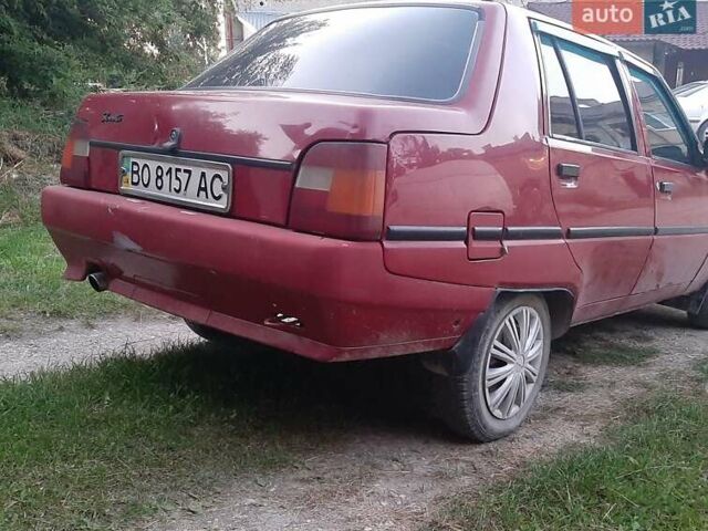 Красный ЗАЗ 1103 Славута, объемом двигателя 1.3 л и пробегом 56 тыс. км за 999 $, фото 3 на Automoto.ua