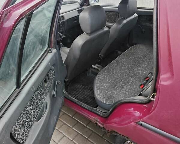 Красный ЗАЗ 1103 Славута, объемом двигателя 1.2 л и пробегом 165 тыс. км за 757 $, фото 9 на Automoto.ua
