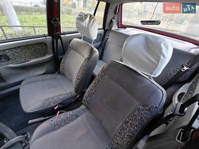 Красный ЗАЗ 1103 Славута, объемом двигателя 1.2 л и пробегом 100 тыс. км за 550 $, фото 5 на Automoto.ua