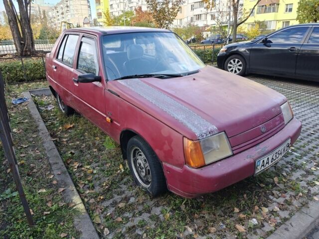 Красный ЗАЗ 1103 Славута, объемом двигателя 1.2 л и пробегом 100 тыс. км за 550 $, фото 1 на Automoto.ua