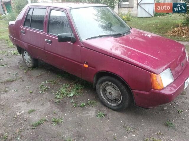 Красный ЗАЗ 1103 Славута, объемом двигателя 1.2 л и пробегом 62 тыс. км за 800 $, фото 1 на Automoto.ua