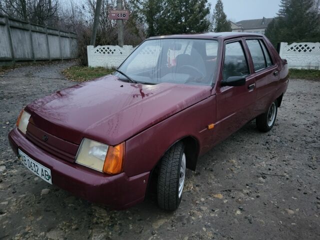 Красный ЗАЗ 1103 Славута, объемом двигателя 1.2 л и пробегом 86 тыс. км за 950 $, фото 1 на Automoto.ua