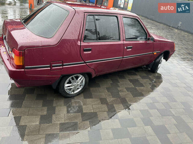 Красный ЗАЗ 1103 Славута, объемом двигателя 1.2 л и пробегом 87 тыс. км за 1500 $, фото 5 на Automoto.ua