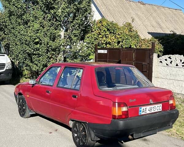 Красный ЗАЗ 1103 Славута, объемом двигателя 1.2 л и пробегом 130 тыс. км за 900 $, фото 1 на Automoto.ua