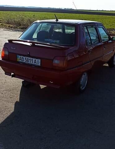Красный ЗАЗ 1103 Славута, объемом двигателя 1.2 л и пробегом 48 тыс. км за 1599 $, фото 5 на Automoto.ua