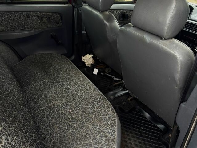 Красный ЗАЗ 1103 Славута, объемом двигателя 1.2 л и пробегом 195 тыс. км за 550 $, фото 5 на Automoto.ua