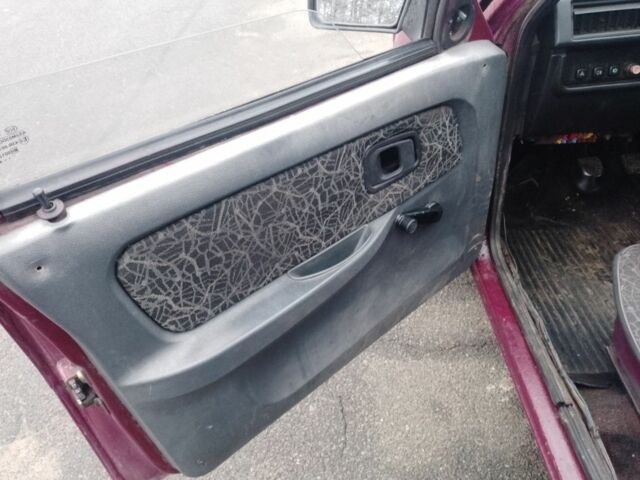 Красный ЗАЗ 1103 Славута, объемом двигателя 1.2 л и пробегом 150 тыс. км за 688 $, фото 13 на Automoto.ua