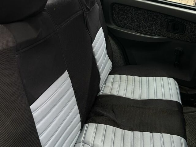 Червоний ЗАЗ 1103 Славута, об'ємом двигуна 1.2 л та пробігом 76 тис. км за 524 $, фото 6 на Automoto.ua