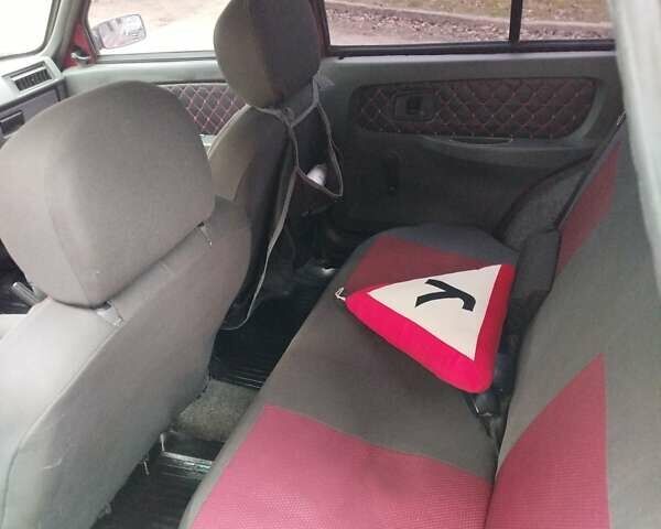 Червоний ЗАЗ 1103 Славута, об'ємом двигуна 1.2 л та пробігом 155 тис. км за 1100 $, фото 19 на Automoto.ua