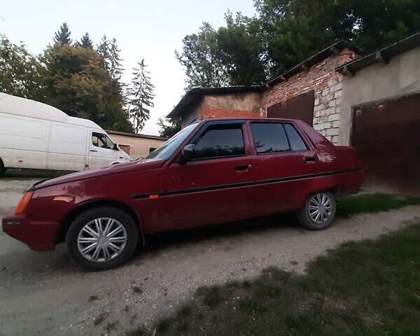 Красный ЗАЗ 1103 Славута, объемом двигателя 1.3 л и пробегом 56 тыс. км за 999 $, фото 4 на Automoto.ua